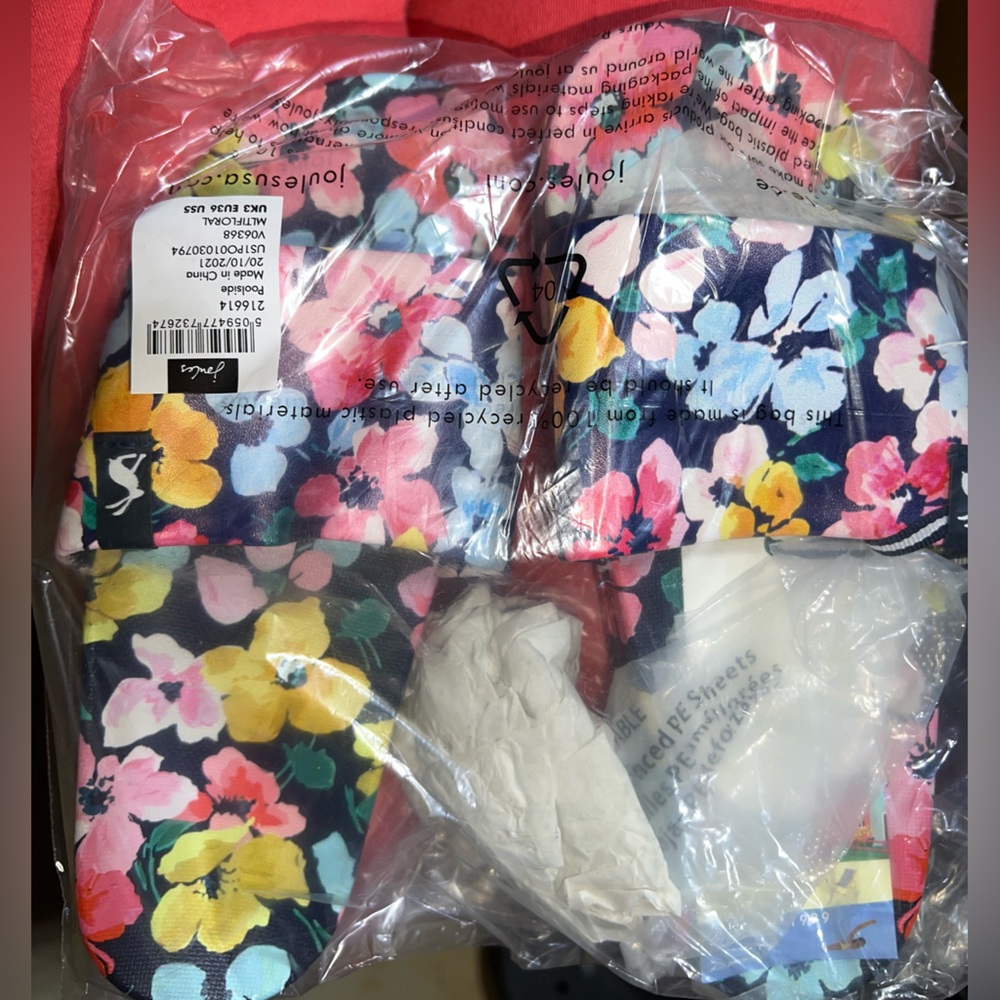 Woman’s Floral Slide Sandal